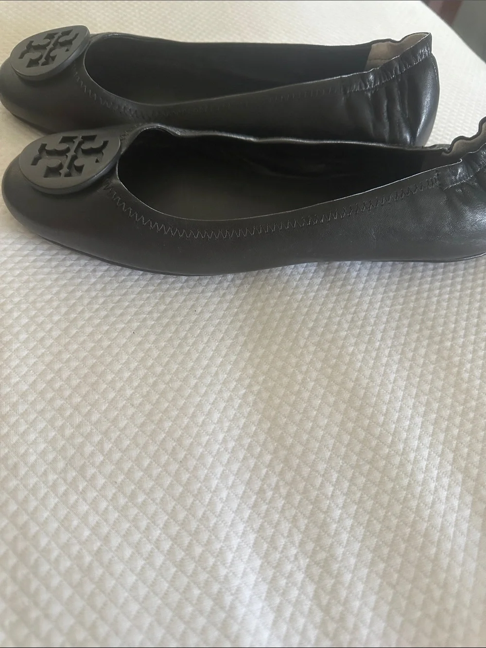 Tory Burch Black Leather Logo Round-Toe Ballet Flats